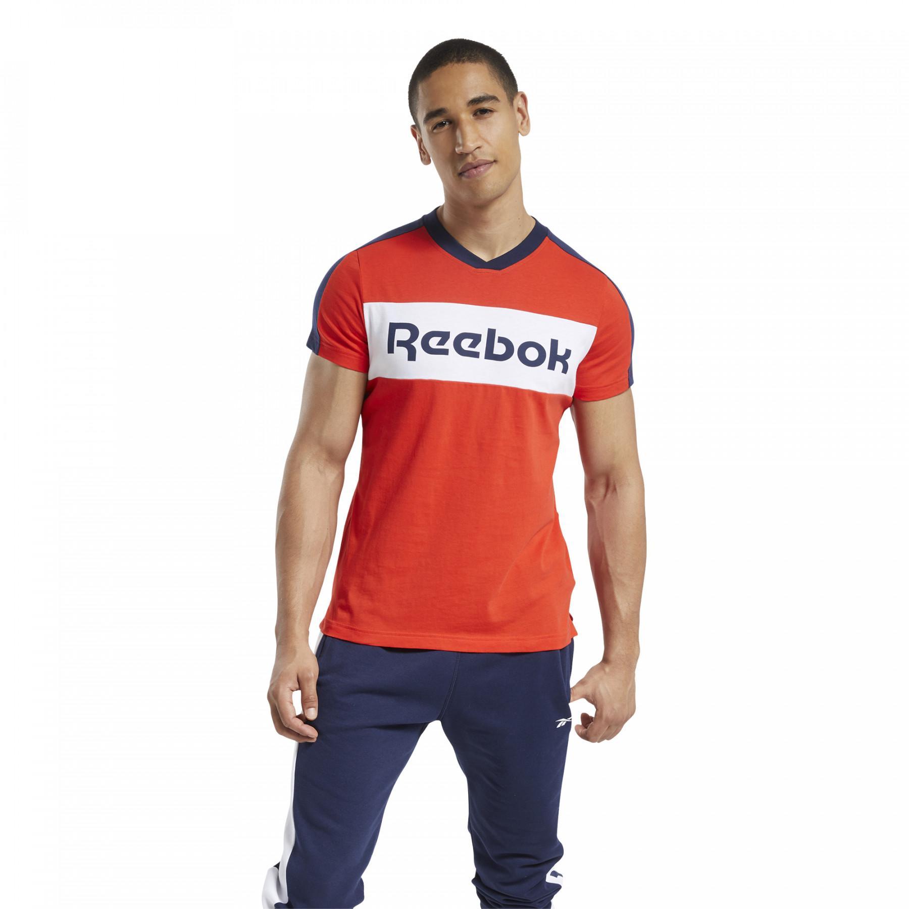 Camiseta Reebok Training Essentials Linear Logo Graphic