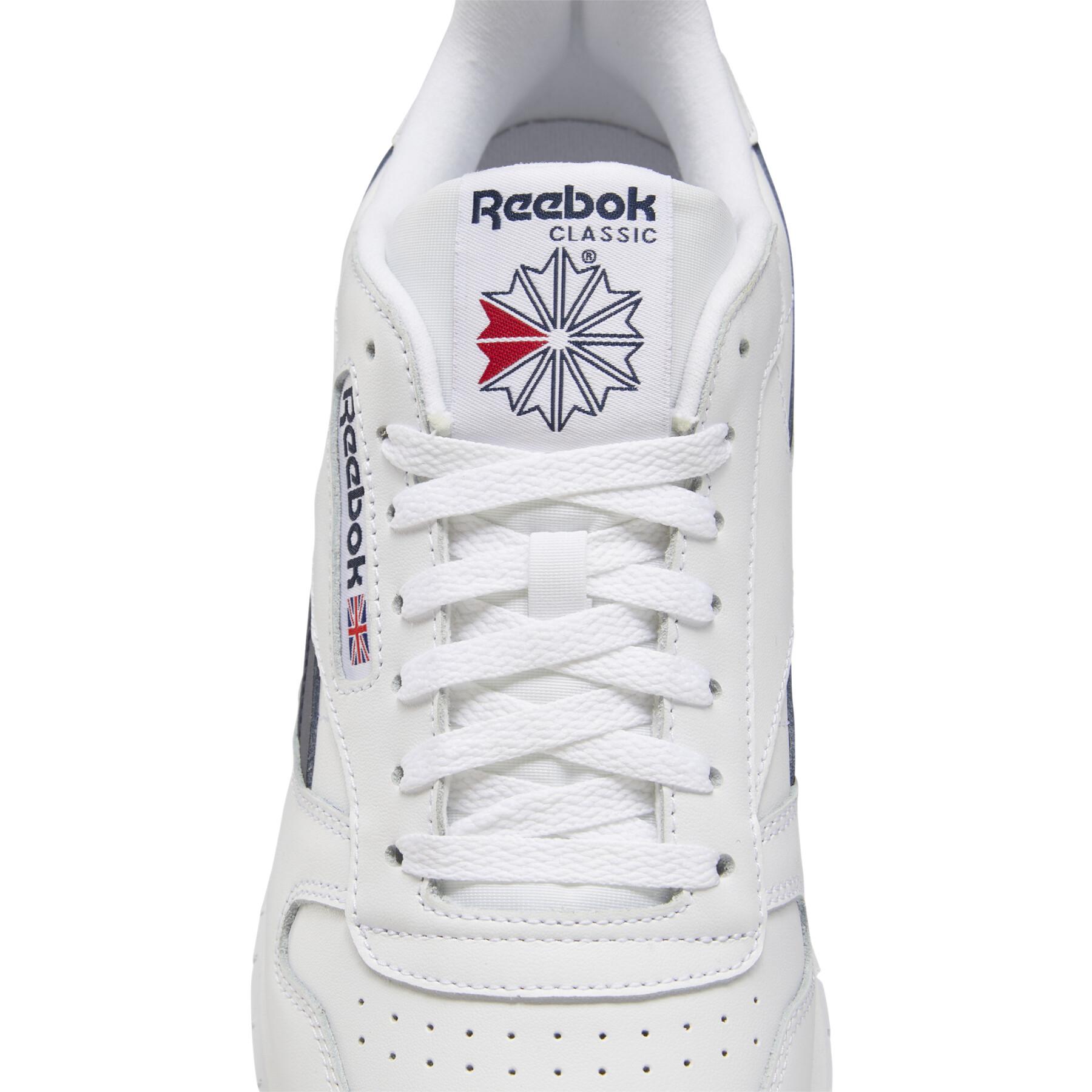 Reebok CL Leather Sneakers